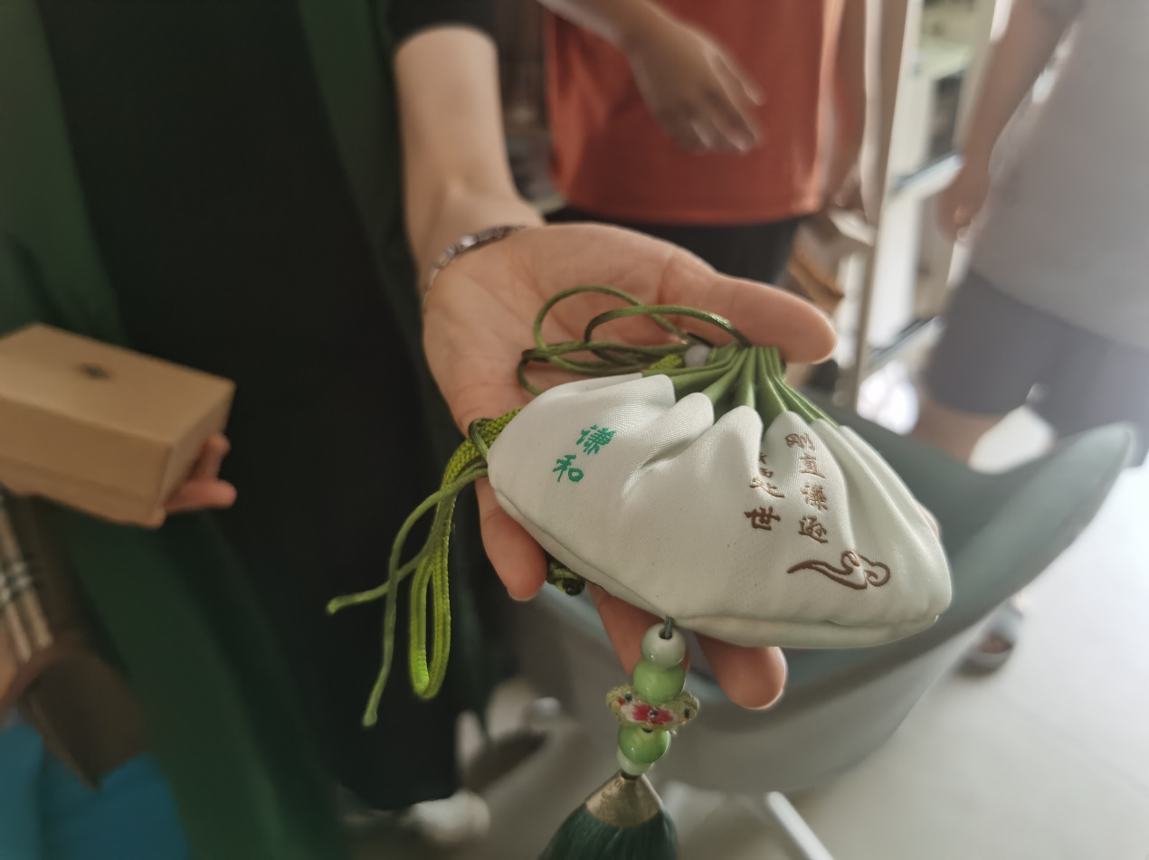 麻豆传媒