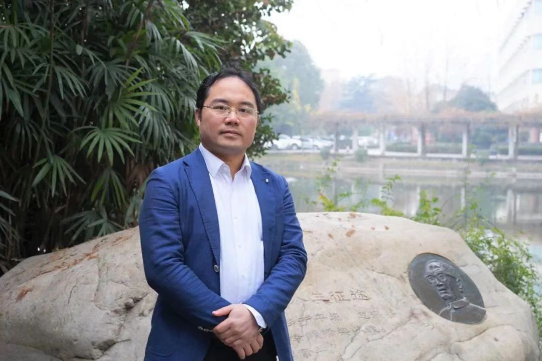 麻豆传媒