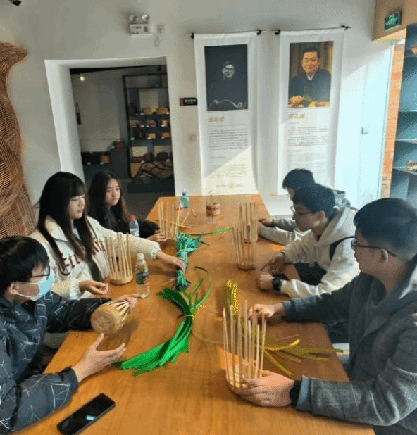麻豆传媒